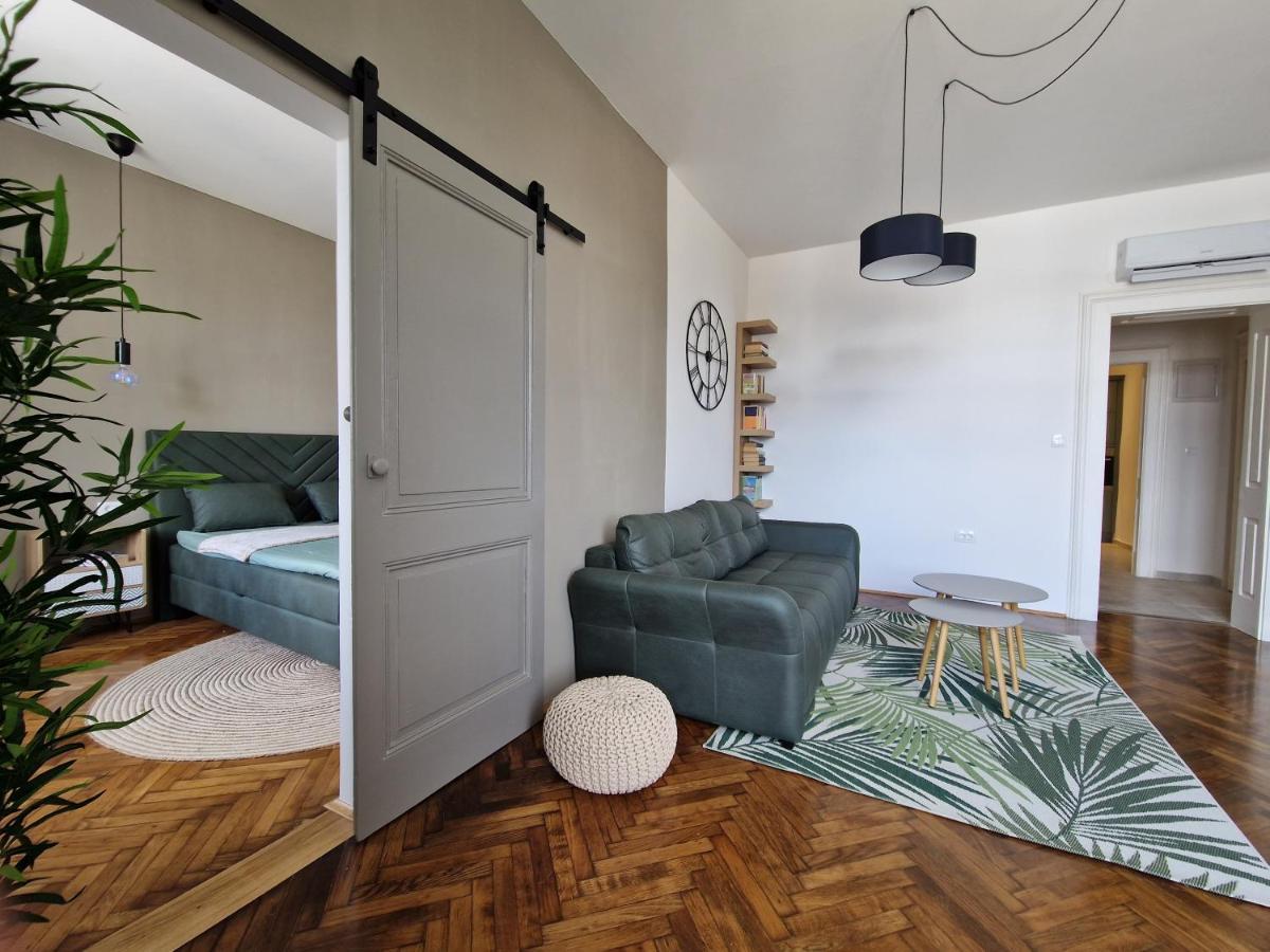 Ferienwohnung Citygem - Just Perfect For Two Pula Exterior foto