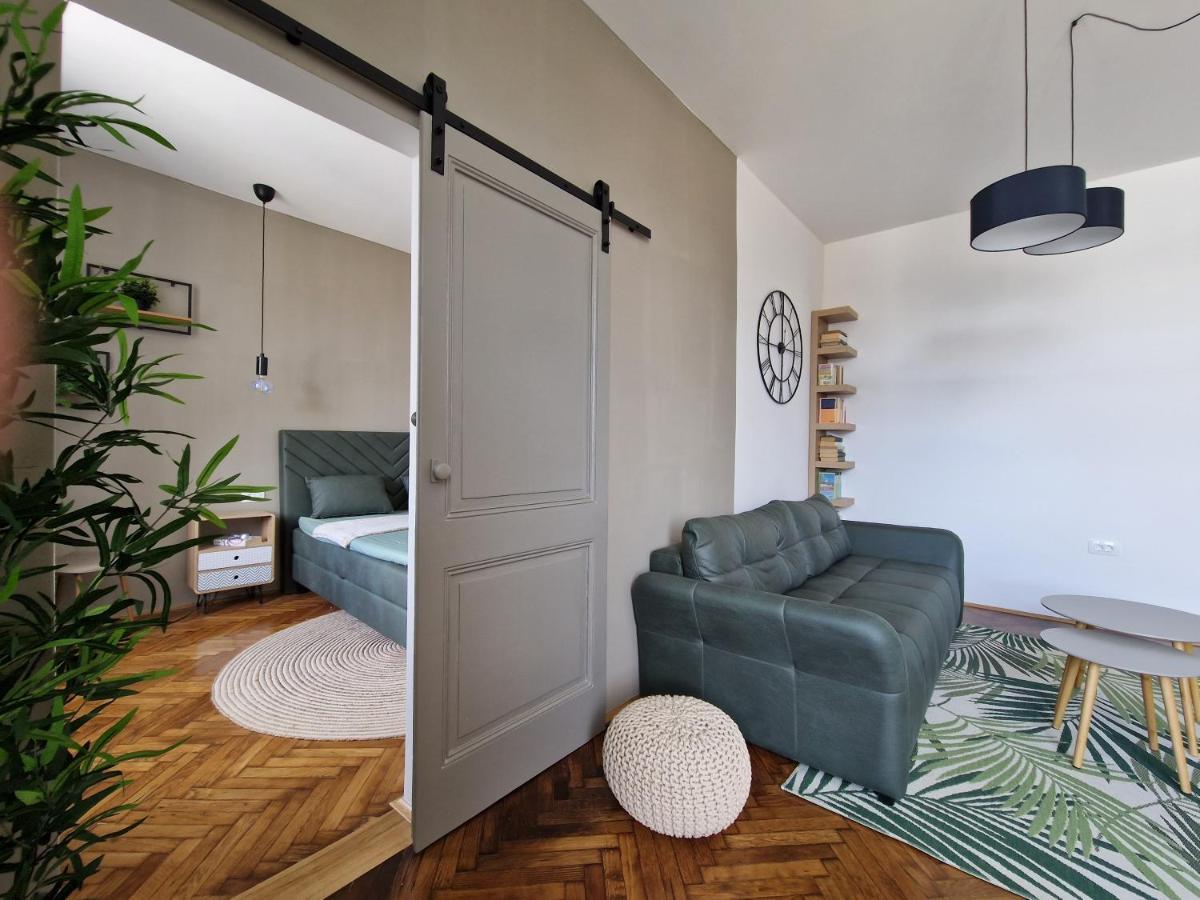 Ferienwohnung Citygem - Just Perfect For Two Pula Exterior foto