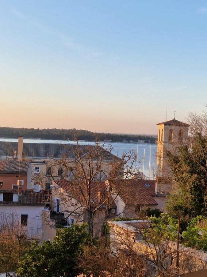 Ferienwohnung Citygem - Just Perfect For Two Pula Exterior foto